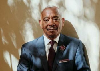 Descendente de pessoas escravizadas, financista busca a reivindicação de US$ 900 milhões da família em petróleo