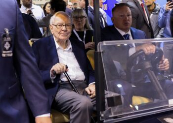 Por que só a Berkshire Hathaway captura a atenção do mundo com sua conferência anual