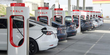 Tesla: uma visão além dos carros elétricos