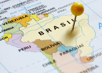 PIB do Brasil mantém ritmo forte e segue pressionando juros