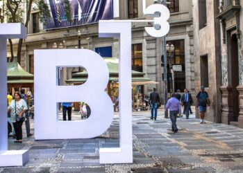 B3 [B3SA3]: dados operacionais mistos no 2T25, mas destaque pra renda variável