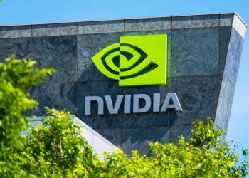 Sozinho contra Wall Street: analista aposta em queda da Nvidia